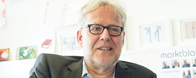 Prof. Dr. Christoph Bläsi beschäftigt sich mit den positiven wie negativen Auswirkungen von Künstlicher Intelligenz auf die Buchbranche. (Foto: Peter Pulkowski)
