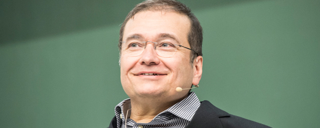 Biopsychologe Prof. Dr. Dr. h.c. mult. Onur Güntürkün sieht die Unterschiede zwischen Mann und Frau sowohl biologisch als auch kulturell bedingt. (Foto: Peter Pulkowski) Biopsychologe Prof. Dr. Dr. h.c. mult. Onur Güntürkün sieht die Unterschiede zwischen Mann und Frau sowohl biologisch als auch kulturell bedingt. (Foto: Peter Pulkowski)