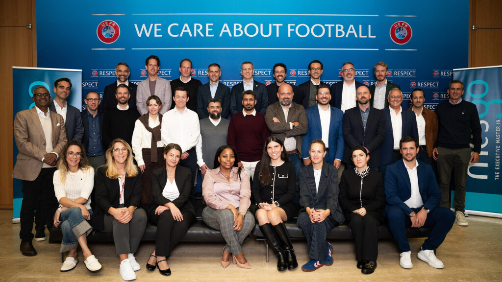 Bild in Originalgröße ansehen Die Teilnehmenden des aktuellen Jahrgangs des Executive Master in Global Sport Governance (Photo by Kristian Skeie - UEFA/UEFA via Getty Images)