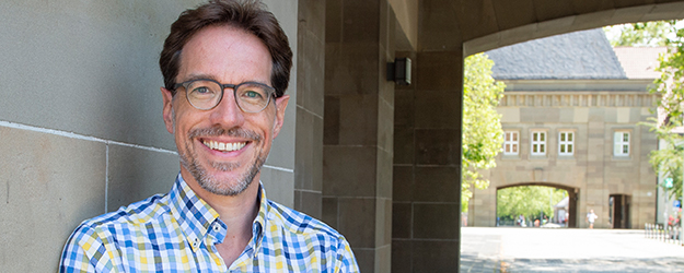 Der Volkswirtschaftler Daniel Schunk ist Professor für Public and Behavioral Economics an der JGU. (Foto: Peter Pulkowski)