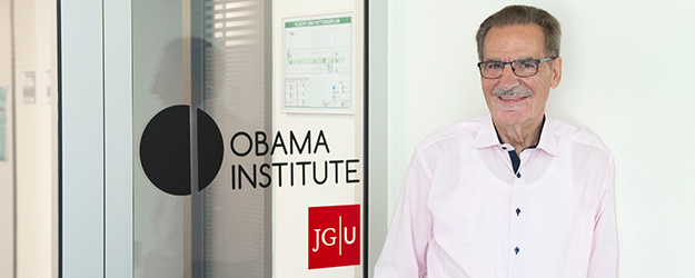 Alfred Hornung ist Sprecher des von ihm mitgegründeten Obama Institute for Transnational American Studies, einem der führenden Amerikanistik-Zentren Europas. (Foto: Peter Pulkowski)