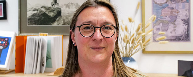 Anke Vogel, wissenschaftliche Mitarbeiterin in der Abteilung Buchwissenschaft an der JGU (Foto: Stefan F. Sämmer)