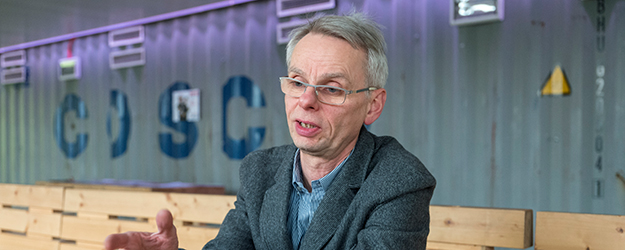 Seit Oktober 2017 ist der Kunsthistoriker und Medientheoretiker Prof. Dr. Dieter Daniels Fellow am Gutenberg Forschungskolleg. (Foto: Stefan F. Sämmer)