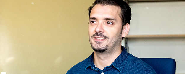 Studierende der JGU wie Claudio Palmieri übernehmen die gesamte Planung und Durchführung der internationalen ICON-Konferenz. (Foto: Stefan F. Sämmer)