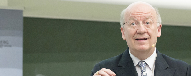 Für Prof. Dr. Dr. Wolfgang Wahlster ist das selbstfahrende Auto Teil einer Entwicklung, die längst eingesetzt hat und nicht mehr aufzuhalten ist. (Foto: Peter Pulkowski)