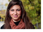 JGU-Studentin Alexandra Mihai ist Initiatorin der Mainzer Sprachbrücke. (Foto: Stefan F. Sämmer) JGU-Studentin Alexandra Mihai ist Initiatorin der Mainzer Sprachbrücke. (Foto: Stefan F. Sämmer)