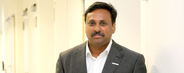 Prof. Dr. Krishnaraj Rajalingam forscht seit September 2014 mit einer von der DFG geförderten Heisenberg-Professur für Zellbiologie am Forschungszentrum für Immuntherapie (FZI) der JGU. (Foto: Stefan F. Sämmer)