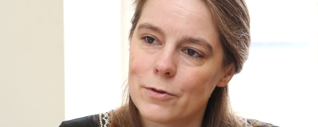 Jahr für Jahr führt Dr. Sabine Hornung ihre Studierenden zum Hunnenring, ins Militärlager und zu anderen umliegenden Fundstellen. (Foto: Stefan F. Sämmer)