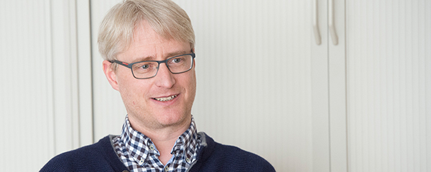 Prof. Dr. André Brinkmann leitet seit 2011 das Zentrum für Datenverarbeitung. (Foto: Peter Pulkowski)