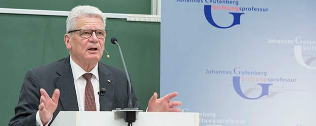 Dr. Joachim Gauck konstatierte in seinem Vortrag, dass es den Menschen in Deutschland heute so gut gehe wie nie zuvor. (Foto: Peter Pulkowski)