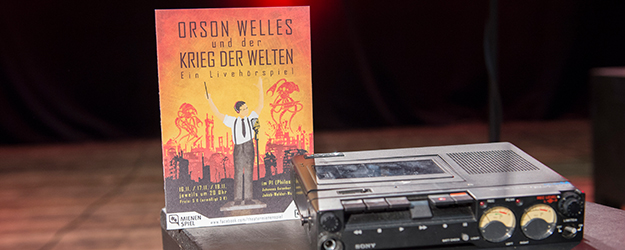 In diesem Jahr präsentiert die Hochschulgruppe 'Theater Mienenspiel' das Livehörspiel 'Orson Welles und der Krieg der Welten'. (Foto: Peter Pulkowski)