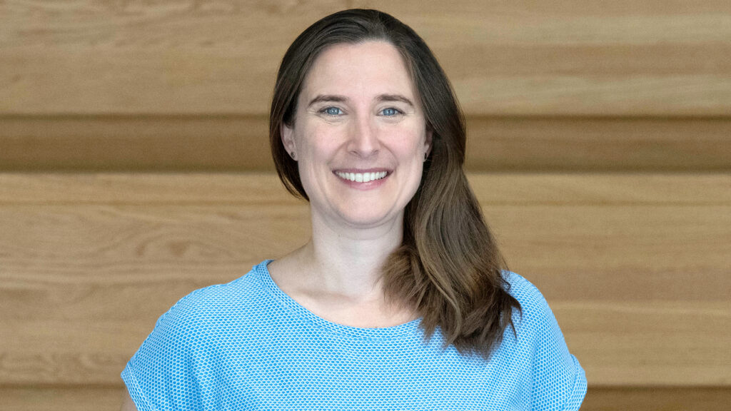 Prof. Dr. Helen May-Simera forscht im Bereich der molekularen Zellbiologie insbesondere zu Ziliopathien. (Foto: Peter Pulkowski)