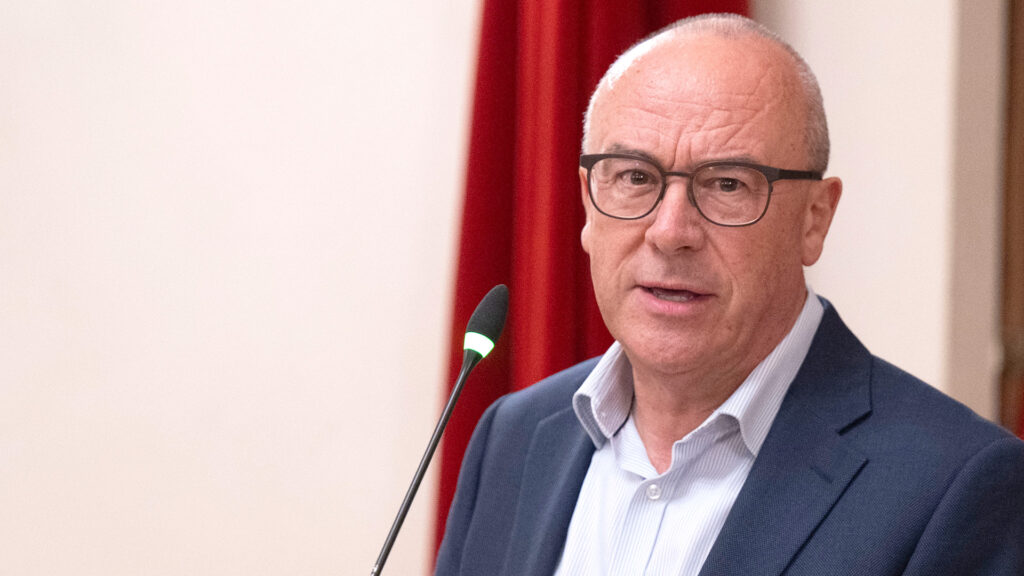 Prof. Christopher Bishop ist Microsoft Technical Fellow und Direktor von Microsoft Research AI for Science. (Foto: Peter Pulkowski)